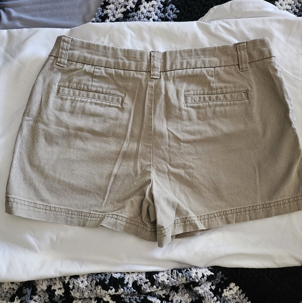 Size 6 Ladies shorts